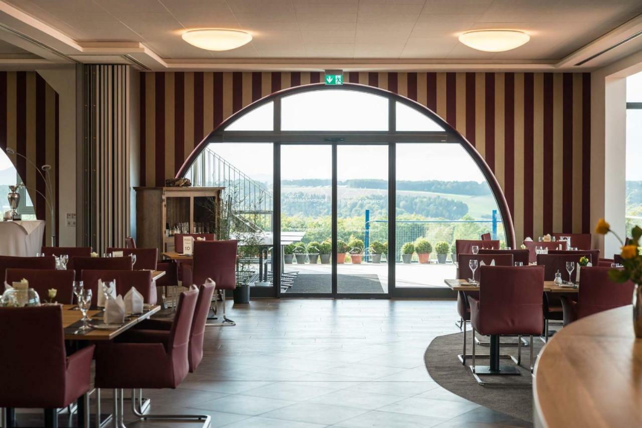 Hotel & Golfrestaurant Gut Wissmannshof Staufenberg  Exterior foto